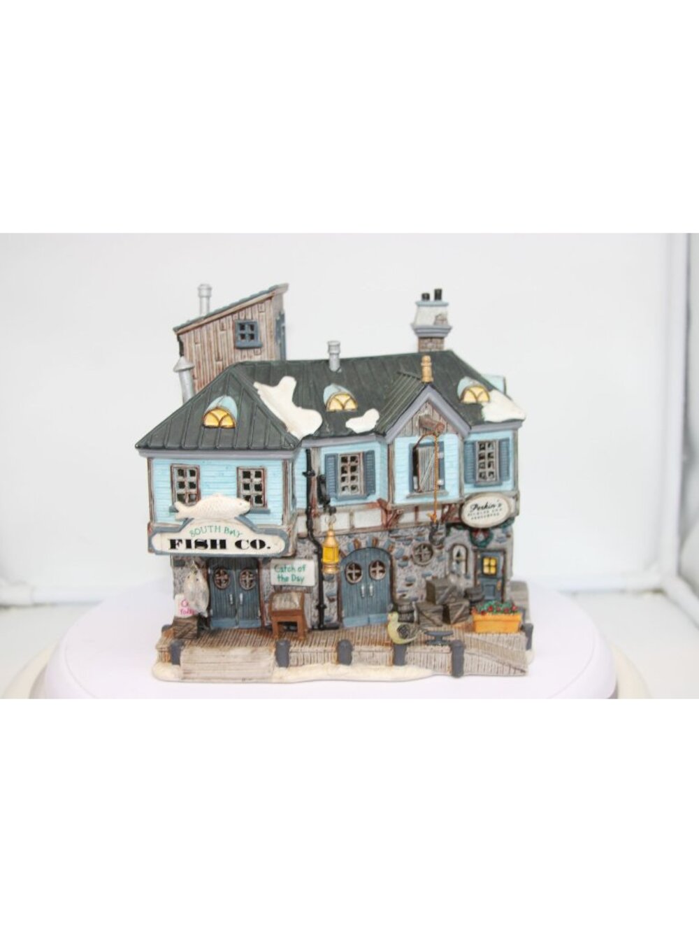 Lemax Caddington Village - South Bay Fish Co.  (no box)